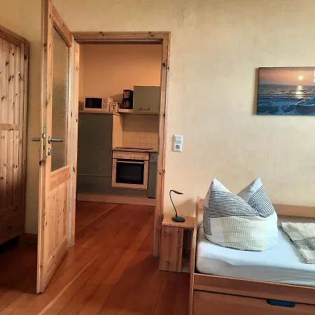 Zur Alten Post Apartman *